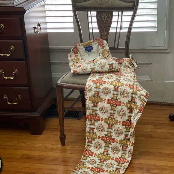 Pendleton Aztec Pattern Pajamas - Picture 4 of 4